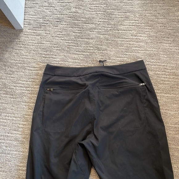 Lulu lemons mens size 32 pants - Picture 4 of 4